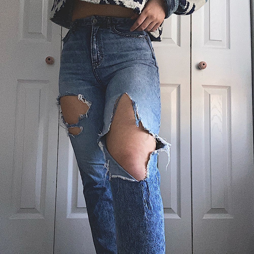 American Eagle Curvy Mom Jeans